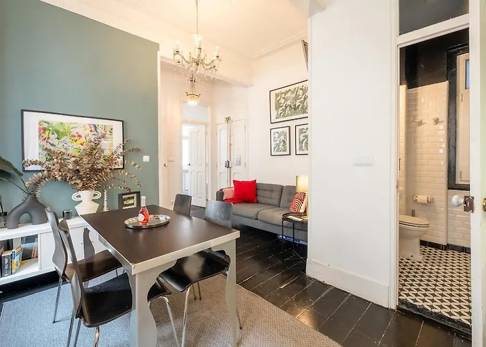 Διαμέρισμα Boutique With Balcony In Bairro Alto *